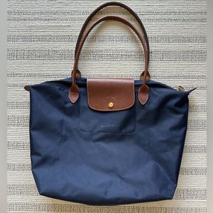 LONGCHAMP Medium Le Pliage Nylon Shoulder Tote Navy